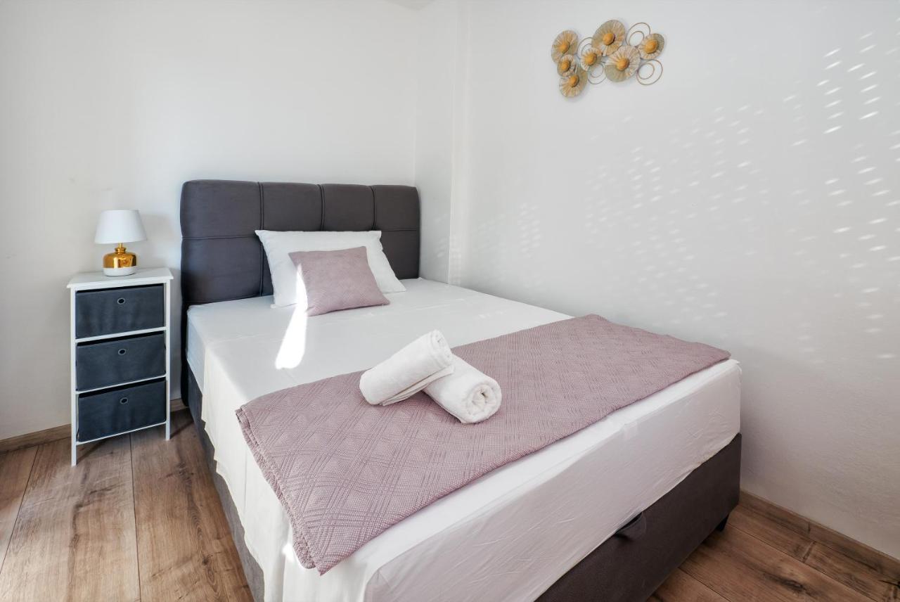 Spinut Sunset 3Bd Apartment - Sea View Balcony & Quiet Area Сплит Экстерьер фото